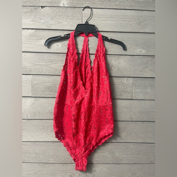Free People Intimately Everyday Red Lace Halter Bodysuit Sz Large - Picture 4 of 13